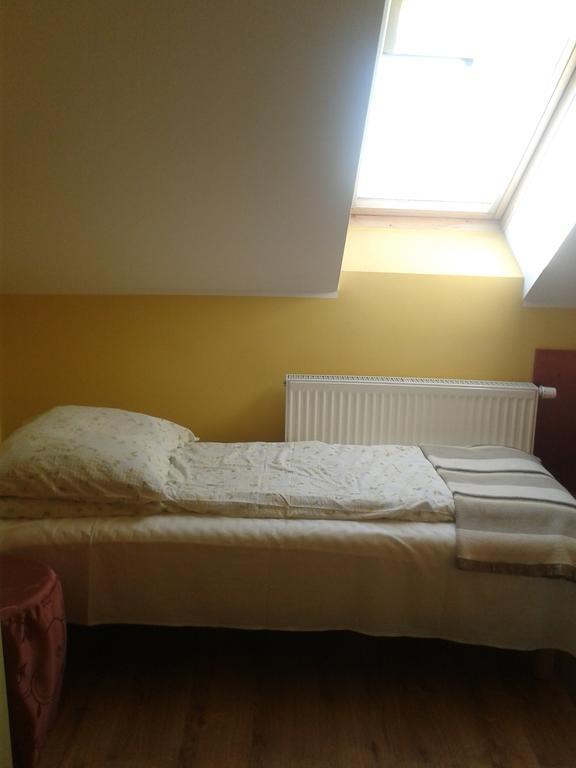 Gosciniec Sloneczny Hotell Drzonków Rum bild