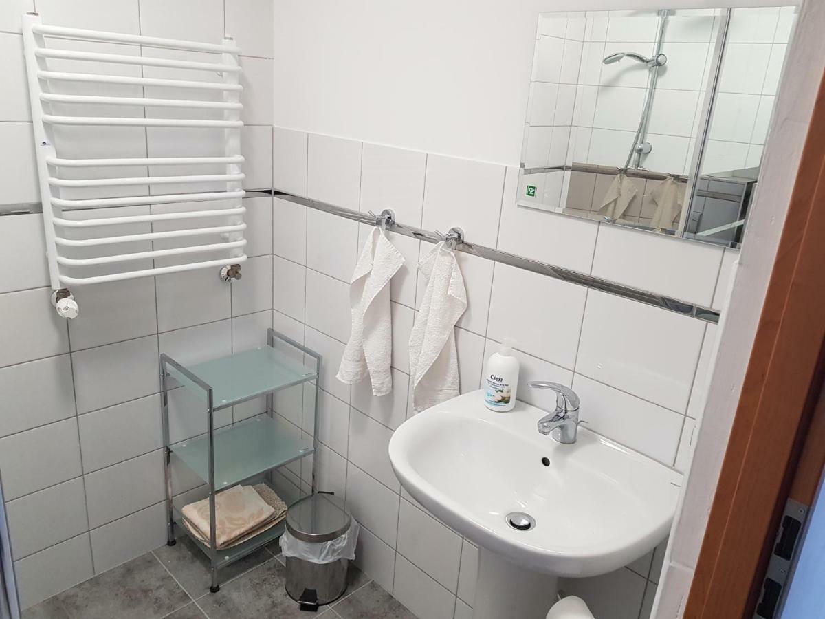 Gosciniec Sloneczny Hotell Drzonków Exteriör bild