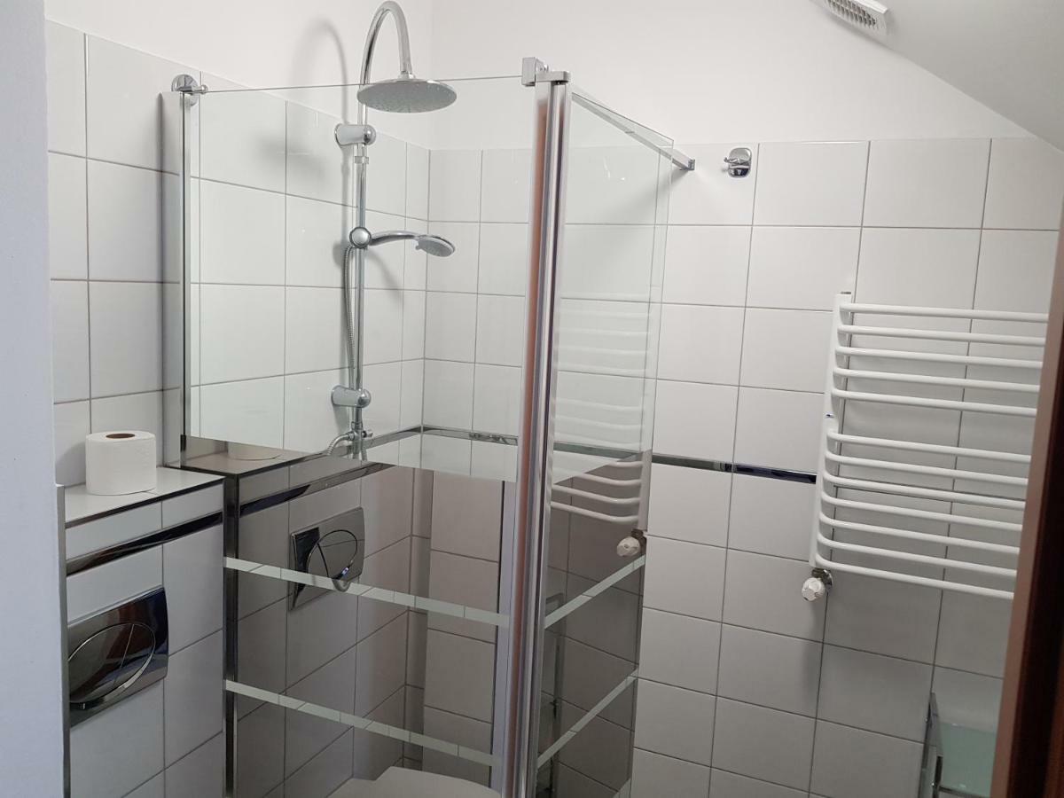 Gosciniec Sloneczny Hotell Drzonków Exteriör bild