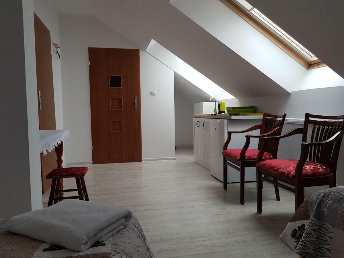 Gosciniec Sloneczny Hotell Drzonków Exteriör bild