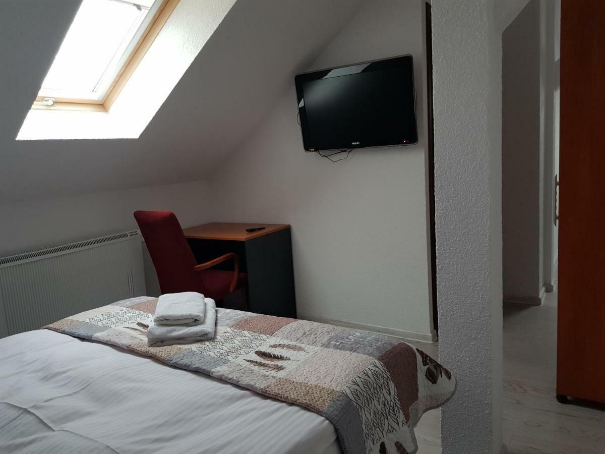 Gosciniec Sloneczny Hotell Drzonków Exteriör bild
