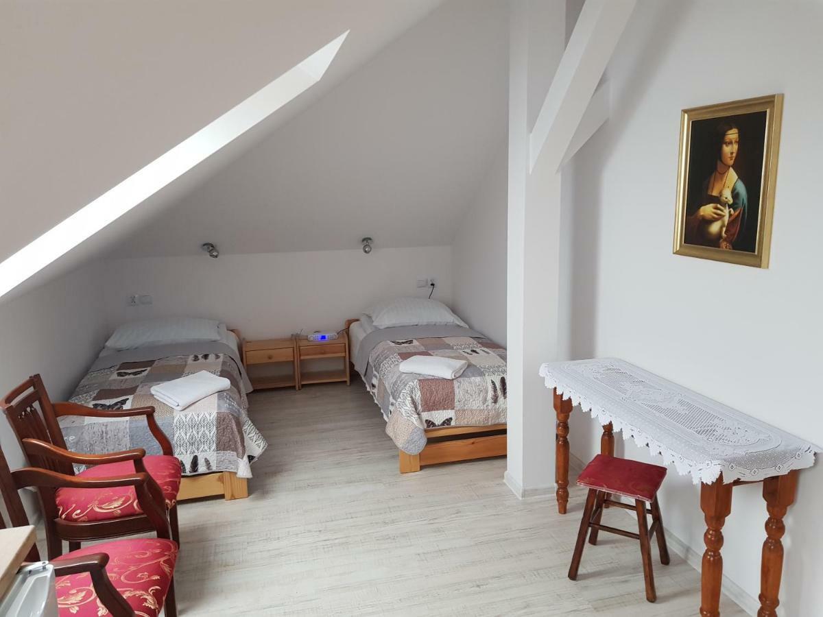 Gosciniec Sloneczny Hotell Drzonków Exteriör bild